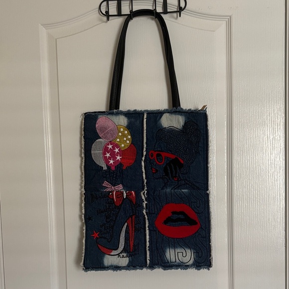 unbranded Handbags - Stylish Denim Tote with embroidery lips, heels, balloons with Black Handles
